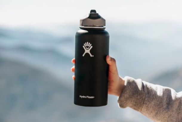 Sports water bottle